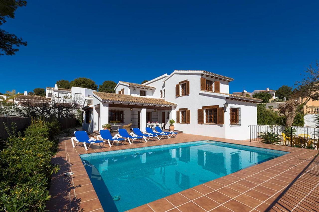 Villa Guzman- Andurina *